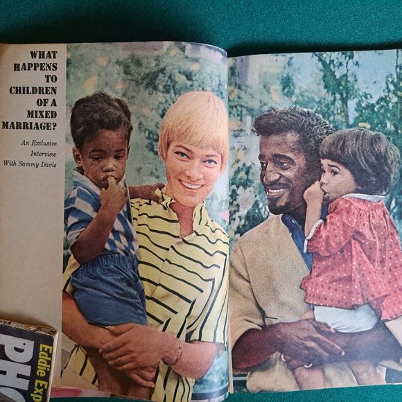 Vintage 1963 Photoplay magazine,Mrs. Burton fights Liz. - Picture 2 of 6